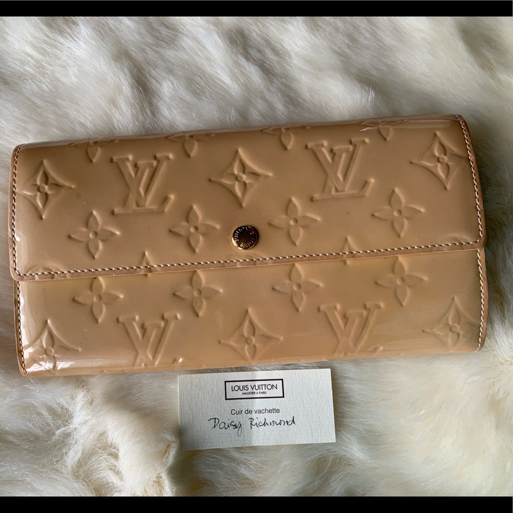 Louis Vuitton Vernis Sarah Wallet